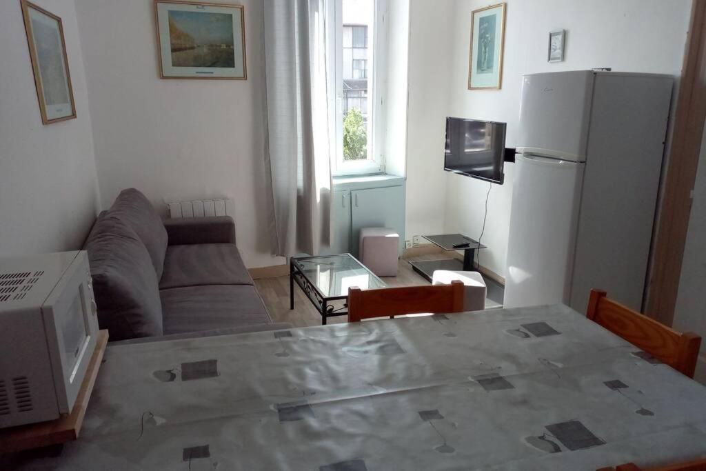 Charmant Appartement A Perigueux Exterior photo